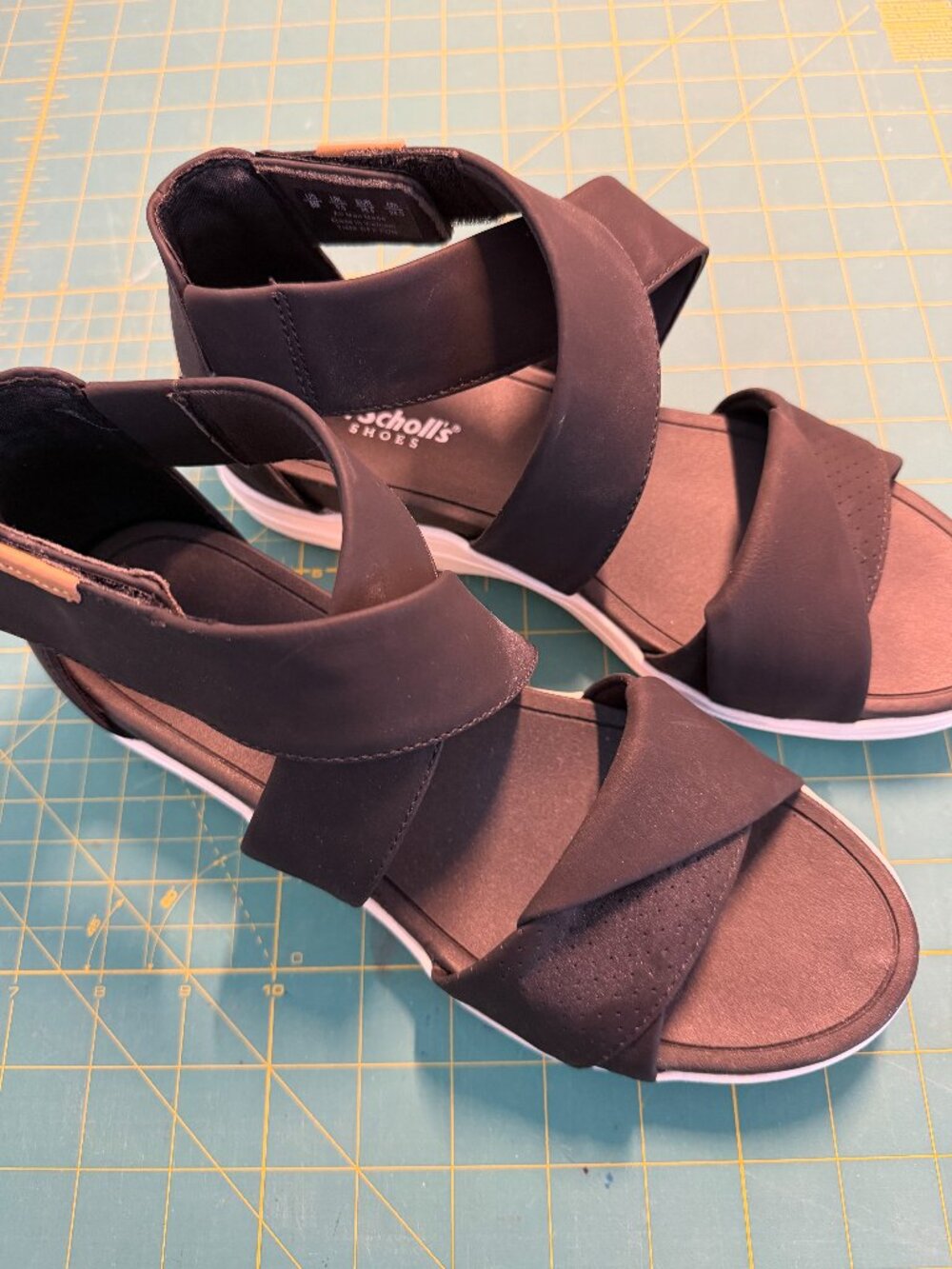 Dr Scholl's Women's Time Off Fun Wedge Sandal Black Size 8